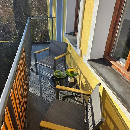 Apartment Salamander Kadan Exterior photo